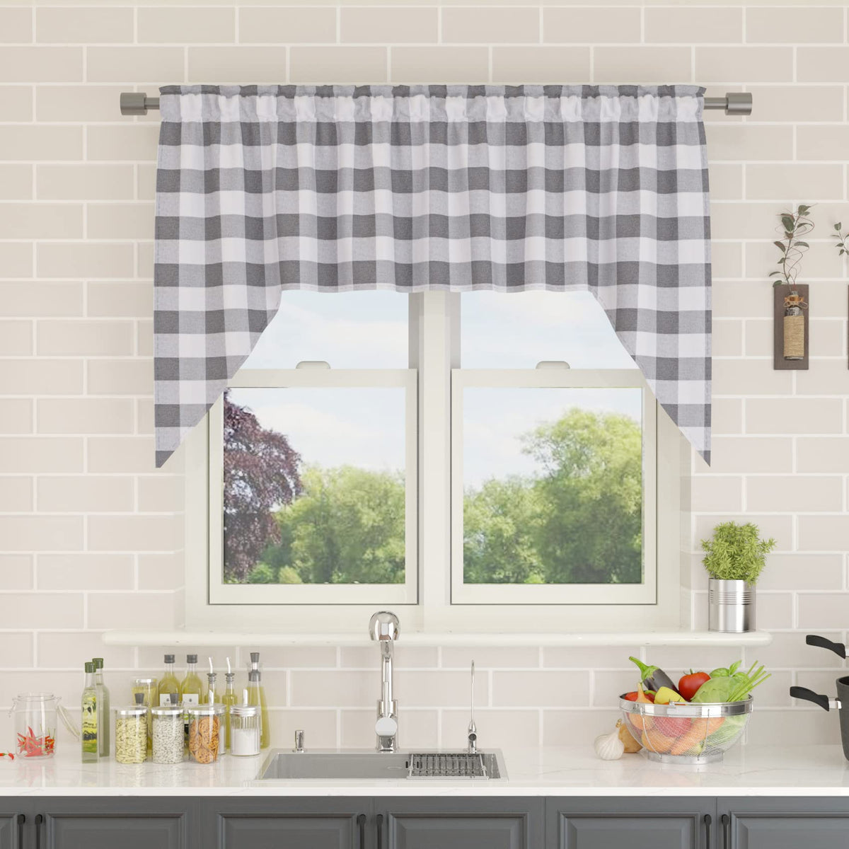 Buffalo Check Kitchen Tier Curtain 24 inches Long Plaid Gingham Rod Pocket Classic Cafe Curtains Country Farmhouse Kitchen Half Window Curtains 2 Panels Beige & White