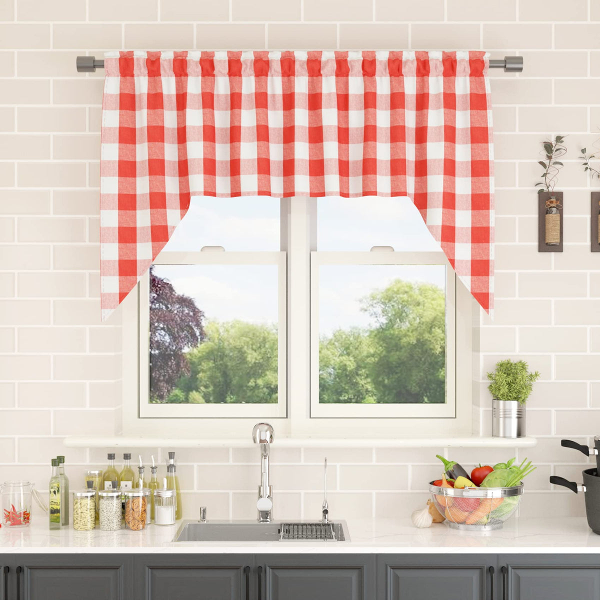 Buffalo Check Kitchen Tier Curtain 24 inches Long Plaid Gingham Rod Pocket Classic Cafe Curtains Country Farmhouse Kitchen Half Window Curtains 2 Panels Beige & White
